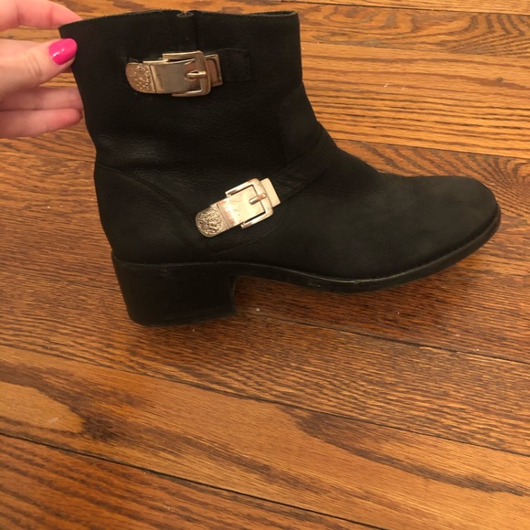 Vince Camuto booties - Picture 3 of 3